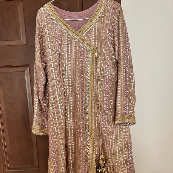 NWT embroidered 3 piece outfit - Picture 1 of 6